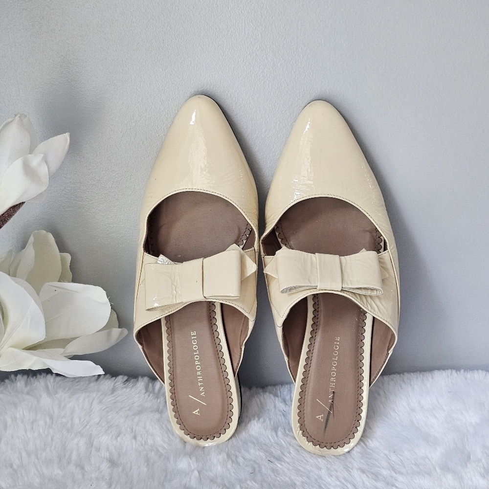 Anthropologie Cream Patent Bow Pointed-Toe Mules